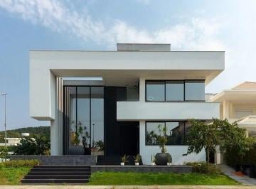 b448d0b7-d8df-491e-8d9f-8a04dd3c5d63_20250324_161650_0000-1742847097120.jpg · Casa de alto padrão à venda em Jurerê Internacional, Florianópolis/SC – 7 dormitórios