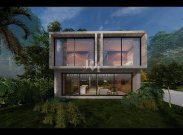 _shared_image_3-17617533402228.jpg · Casas exclusivas à venda na Praia do Estaleiro, Balneário Camboriú-SC
