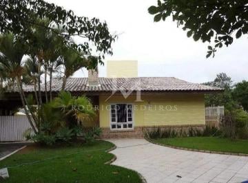 internet_20250915_193210_1-17579762161526.jpg · Casa com 3 suítes e lareira à venda – 151m² privativos