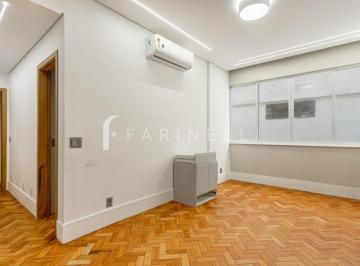 12460-20251105212817_zap.jpg · Apartamento reformado no quadrilátero de Ipanema.