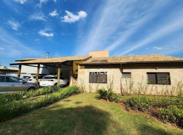 Casa · 245m² · 3 Quartos · 4 Vagas · Casa em condomínio à venda no Village Ipanema I em Araçoiaba da Serra/SP