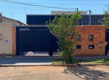 Casa · 178m² · 2 Quartos · 2 Vagas · Casa térrea no Jardim Colibrí