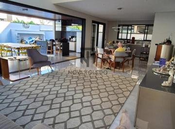 Casa · 450m² · 4 Quartos · 4 Vagas · Casa Condomínio em São José dos Campos
