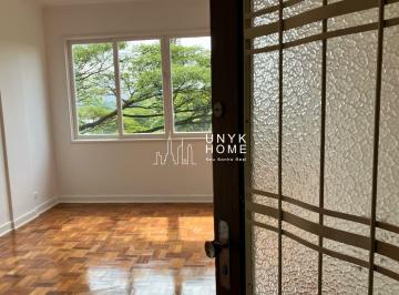Apartamento · 75m² · 2 Quartos · Apartamento reformado com 2 dormitórios ? conforto e praticidade em localização privilegiada!