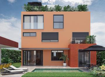 Casa · 750m² · 5 Quartos · 5 Vagas · Arquitetura contemporânea e personalização a poucos metros do Ibirapuera