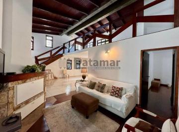Casa · 480m² · 3 Quartos · 3 Vagas · Casa à Venda ou Disponível para Locação na Granja Viana
