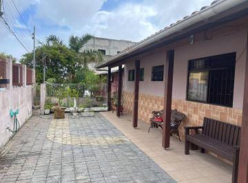 caa0e311cd9bf49e730149439a6ff0c6c47dafff · Casa com 3 quartos em Florianópolis! Terraço e 2 vagas de garagem - Bairro Jardim Atlântico.