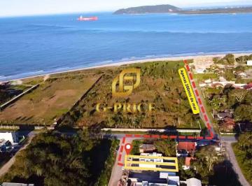 Casa · 78m² · 3 Quartos · 1 Vaga · Belíssima Casa com 3 Quartos apenas 200 mts do Mar