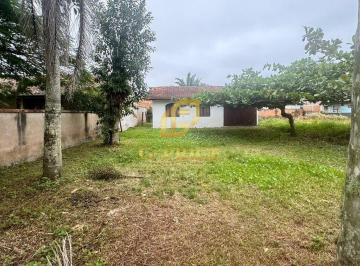 Casa · 84m² · Casa Frente para o Asfalto com 360m² de Terreno Apenas 400 mts do Mar