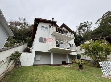 Casa · 227m² · 4 Quartos · 2 Vagas · Casa de Alto Padrão em Sambaqui, Florianópolis