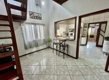 Casa · 240m² · 3 Quartos · 4 Vagas · Casa 3 Quartos com 1 Suíte e 239m² - Barreiros
