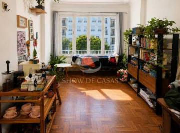Apartamento · 75m² · 2 Quartos · Apartamento 2 quartos próximo a Praia, Copacabana, Rio de Janeiro, RJ