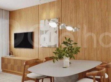 sala · Apartamento com 2 suites com 95,69m² no Saco Grande, Florianopolis.