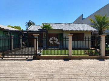 Casa · 130m² · 2 Quartos · 2 Vagas · Casa plana com 2 dormitórios e um salão de festa
