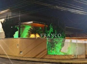 760edbb791b98a41b85045671d4796034caaf4a1 · Casa com 5 dormitórios à venda, 291 m² - Jardim Ana Emília - Taubaté/SP