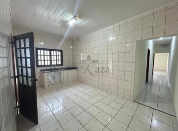 Casa de 2 quartos, São José dos Campos · Casa/Padrão - Residencial - No bairro Santana