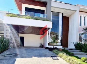 Casa · 269m² · 3 Quartos · 4 Vagas · Casa de Condomínio em Iporanga - Sorocaba, SP
