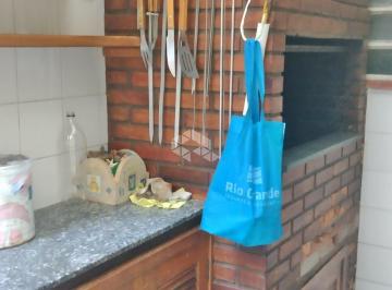 Apartamento · 73m² · 2 Quartos · Apartamento térreo, 2 dormitórios, Menino Deus, 73 m² com churrasqueira
