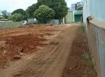 Terreno , Matão · Terreno em Rua Comercial que em breve estará demolida a construção.