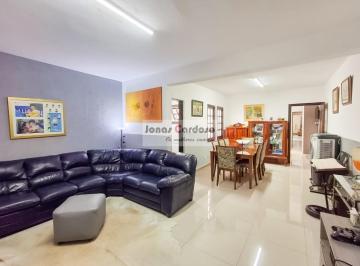 Foto 01 · Imperdível Casa à Venda em Mogi das Cruzes-SP, Vila Nova Cintra! 3 Quartos, 1 Suíte, 1 Sala, 3 Banhe