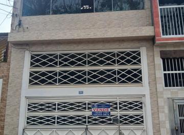 Casa · 250m² · 4 Quartos · 2 Vagas · Casa em Jardim Presidente Dutra, Guarulhos/SP de 250m² 4 quartos à venda por R$ 650.000,00
