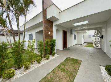Casa · 117m² · 3 Quartos · Casa em , Laguna/SC de 117m² 3 quartos à venda por R$ 925.000,00