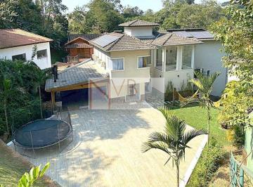 Casa · 483m² · 4 Quartos · 3 Vagas · Fazendinha Integrada, gourmet, piscina, lareira, hóspedes, escritório!