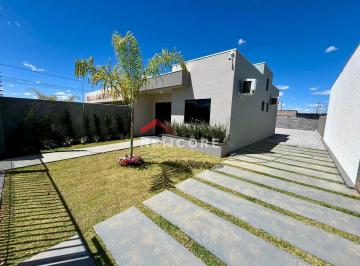 Casa · 64m² · 2 Quartos · 4 Vagas · Casa em Rua C - Boa Vista - Luís Eduardo Magalhães/BA