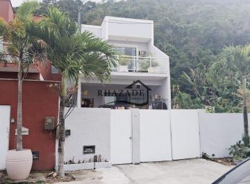 Casa · 140m² · 4 Quartos · 1 Vaga · Excelente casa Duplex, com 4 quartos piscina – Piratininga/Niterói.