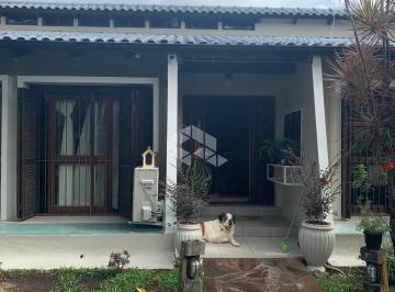 Casa · 525m² · 3 Quartos · 4 Vagas · Casa com 03 quartos, 2 Suítes, 4 vagas- Teresópolis