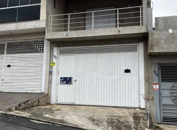 Casa · 182m² · 2 Quartos · 2 Vagas · Casa à Venda Ampla com Quintal e Edícula | em Caieiras