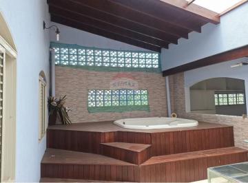 Casa · 270m² · 3 Quartos · Casa 3 quartos, com Jacuzzi, Espaço Gourmet e Excelente Localização no Jd. Planalto – Jaguariúna/SP