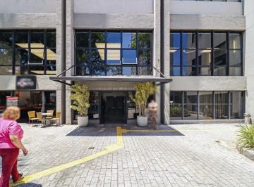 Comercial · 242m² · 8 Quartos · 4 Vagas · Sala comercial na Avenida Adolfo Pinheiro, N. 1000 - Sobreloja 2/Sala 4 • 242 m²