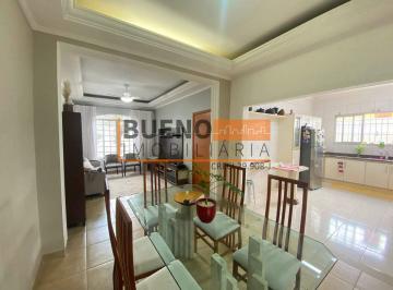 Casa · 168m² · 3 Quartos · 4 Vagas · Casa à venda com 3 quartos, 1 suíte, 4 vagas, no bairro Vila Santa Maria em Americana/SP