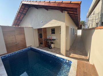 Casa de 2 quartos, Itanhaém · Casa com dois quartos , tres banheiros e piscina em Itanhaém