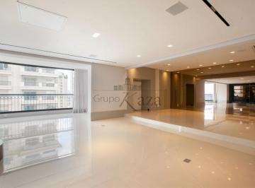 Apartamento · 331m² · 4 Quartos · 5 Vagas · Apartamento - Vila Nova Conceição - 4 Dormitórios - 331m².