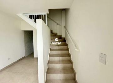 Casa · 57m² · 2 Quartos · 1 Vaga · Sobrado à venda no Ribeirópolis em Praia Grande.