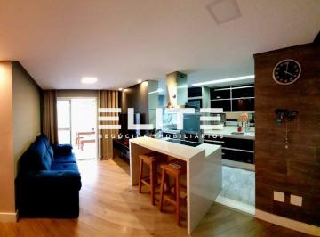 sala · Apartamento com 72 m² com 02 dormitórios sendo 01 com clouset, sacada gourmet andar alto com vista l