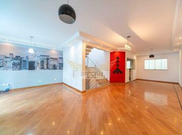 Casa · 228m² · 3 Quartos · 5 Vagas · Sobrado com 3 Quartos para Comprar, 228m² - Vila Gilda, Santo André/SP.