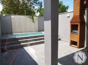 Casa · 67m² · 2 Quartos · 2 Vagas · Casa à venda com 2 quartos no bairro Tupy 
