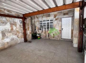 Casa · 175m² · 3 Quartos · 2 Vagas · Sobrado reformado 03 dormitórios 1 suíte- 2 vagas - Ipiranga