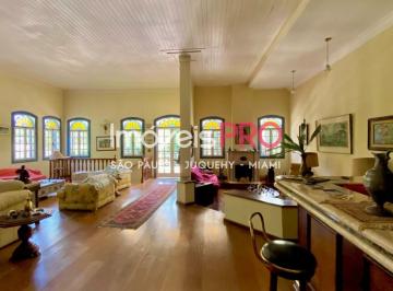 Casa · 960m² · 7 Quartos · 8 Vagas · Casa térrea