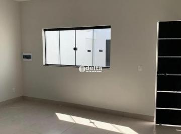 Casa · 125m² · 2 Quartos · 1 Vaga · Casa residencial com 2 quartos sendo 1 suíte disponível para venda no bairro Morumbi em Uberlândia-M