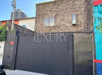 1 · Casa à Venda no Jardim Paulistano, 275 m², 4 quartos sendo 3 suítes, 2 vagas.