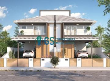 Casa · 134m² · 3 Quartos · 1 Vaga · Sobrados no centro de Palhoça