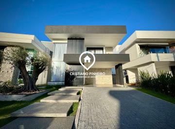 Casa · 220m² · 3 Quartos · 4 Vagas · Sobrado com 3 dormitórios e 3 suítes à venda no Alphaville em Gravataí - RS