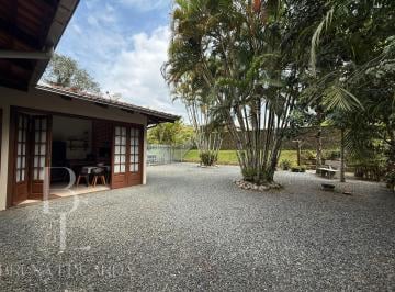 Casa · 234m² · 4 Quartos · 4 Vagas · Casa plana no bairro Glória