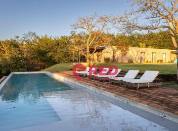 9946cb7fd41fcc3a76f970b80d8000c6c0454a90 · Casa com 6 quartos à venda, 1000 m² por R$ 42.500.000 - Condomínio Fazenda Boa Vista - Porto Feliz/S