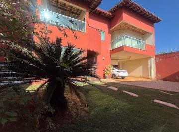 d3ae30573cef3eb3e80fcff2d4c2b0b87b6fe8fa · Casa com Potencial Comercial e Residencial – 2 Pavimentos na Francisco Galassi
