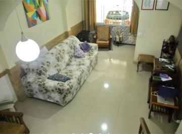 Casa · 200m² · 4 Quartos · 2 Vagas · Sobrado com 4 quartos à venda em Taboão - SP